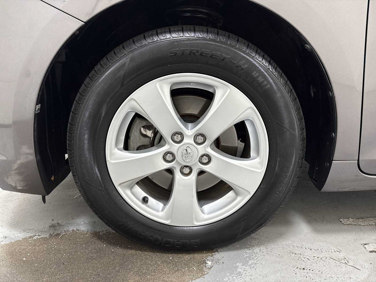 Used 2014 Toyota Sienna LE FWD image 10