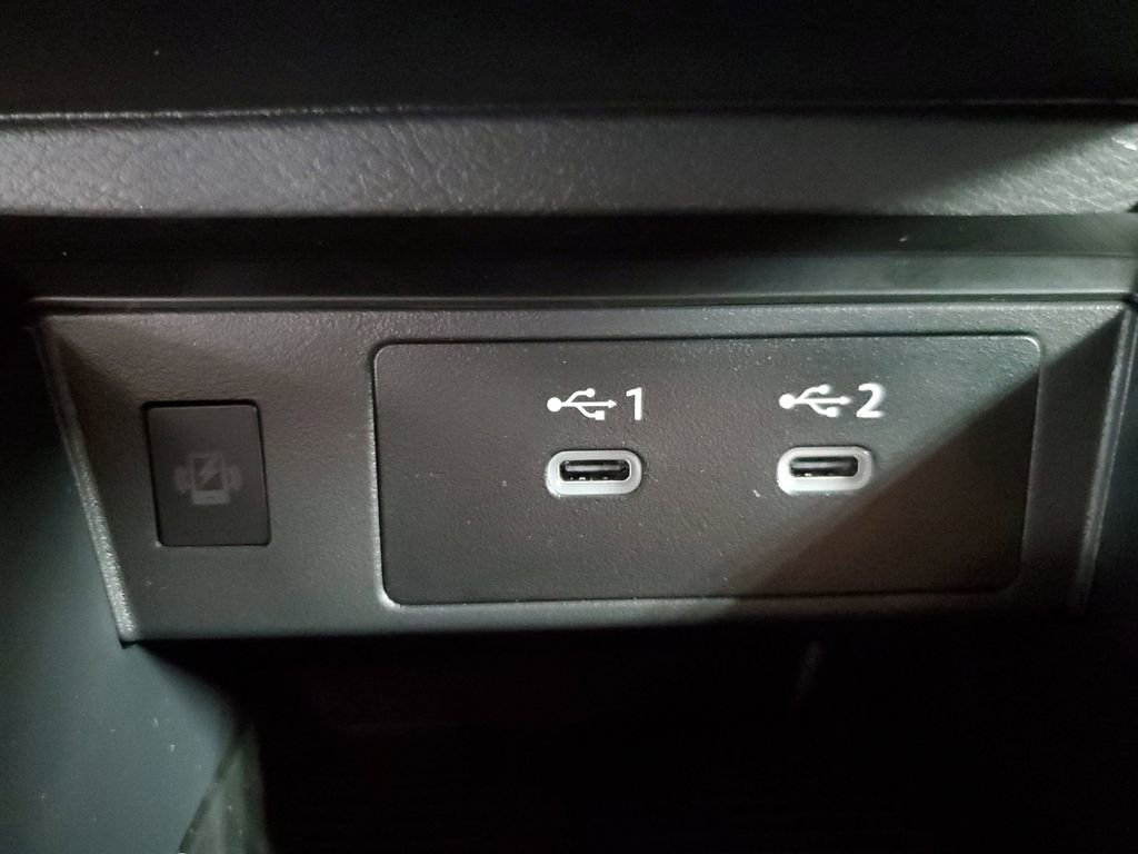 New 2026 Nissan Kicks SR w/ SR Premium Package image 24