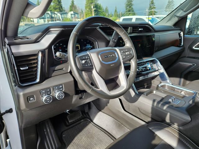 Used 2025 GMC Sierra 3500 Denali AWD/4WD image 25