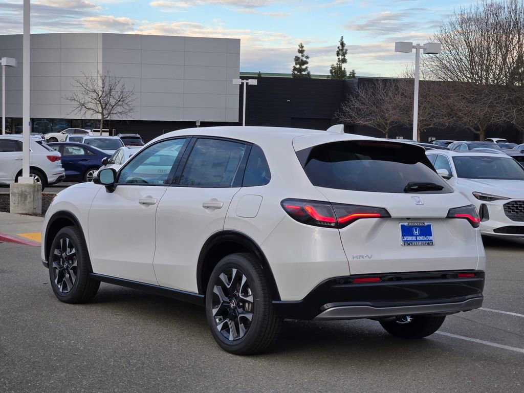 New 2026 Honda HR-V EX-L image 6