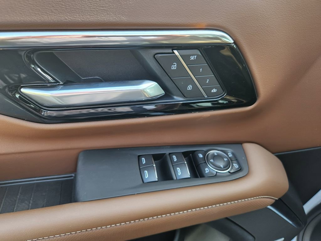 New 2026 Chevrolet Suburban High Country image 15