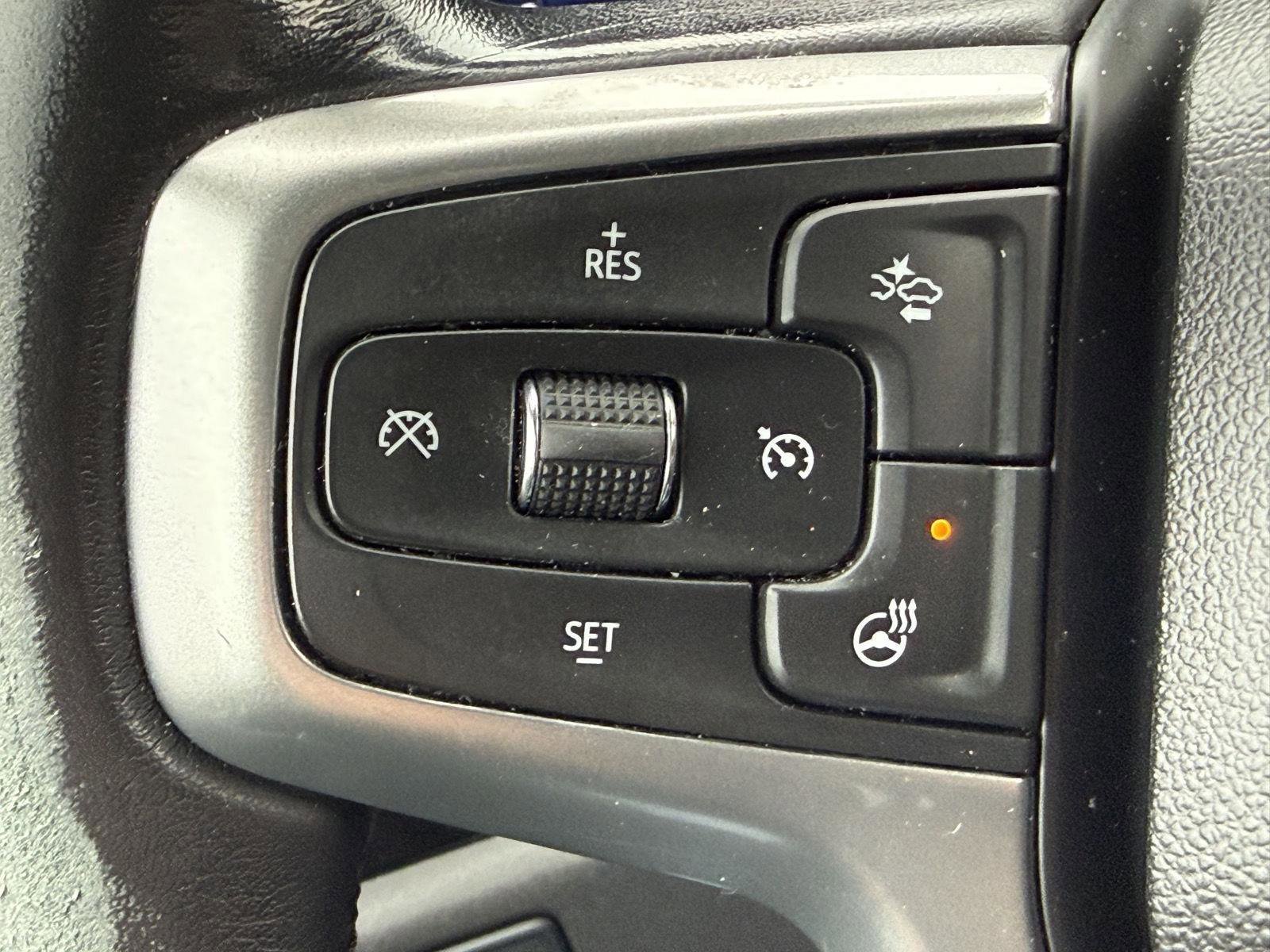 Used 2022 Chevrolet Silverado 1500 LT image 19