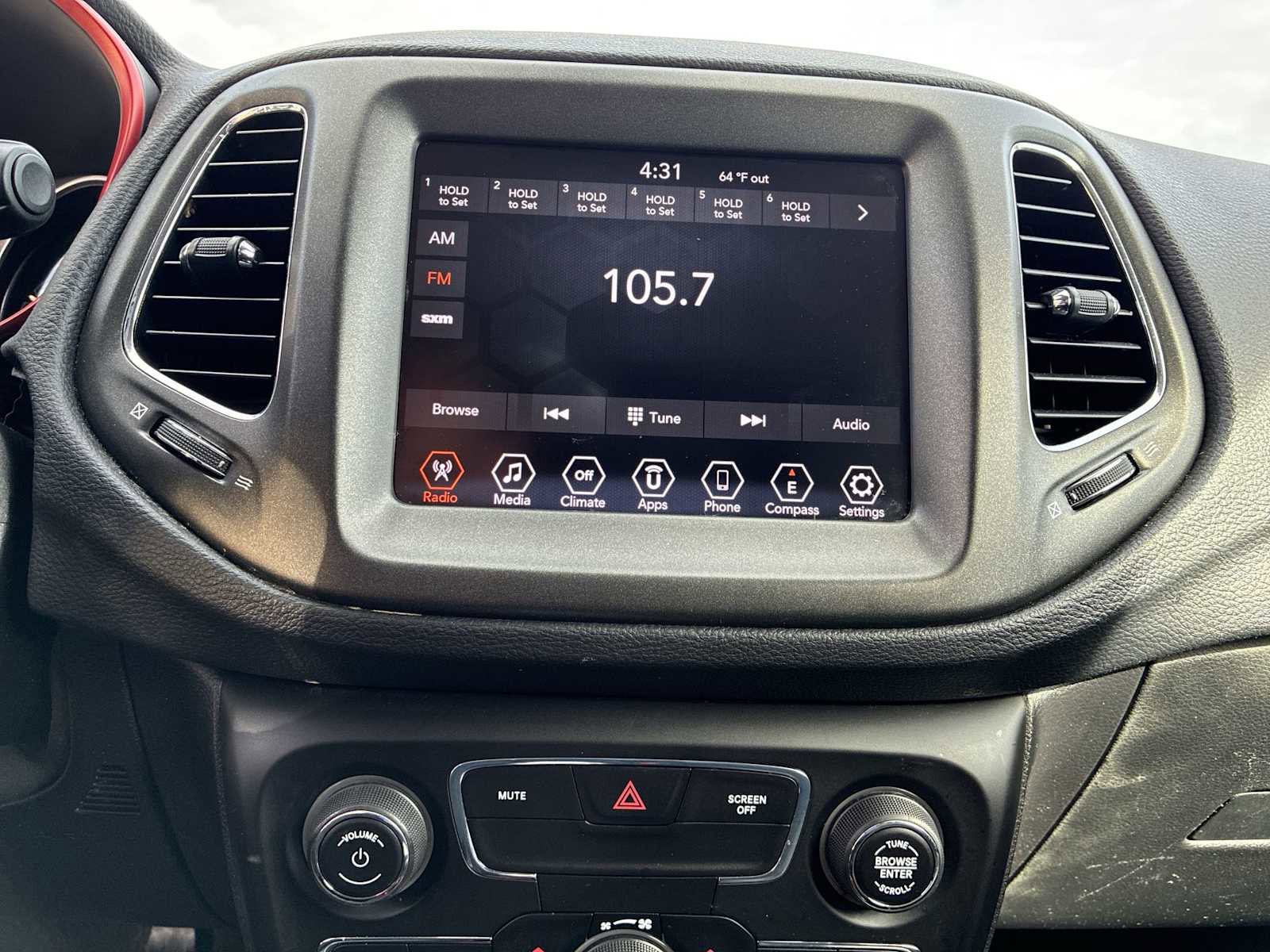 Certified 2019 Jeep Compass Trailhawk image 12