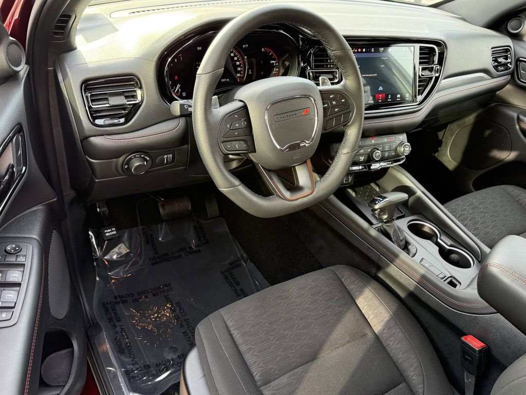 Used 2025 Dodge Durango R/T w/ Blacktop Package image 12
