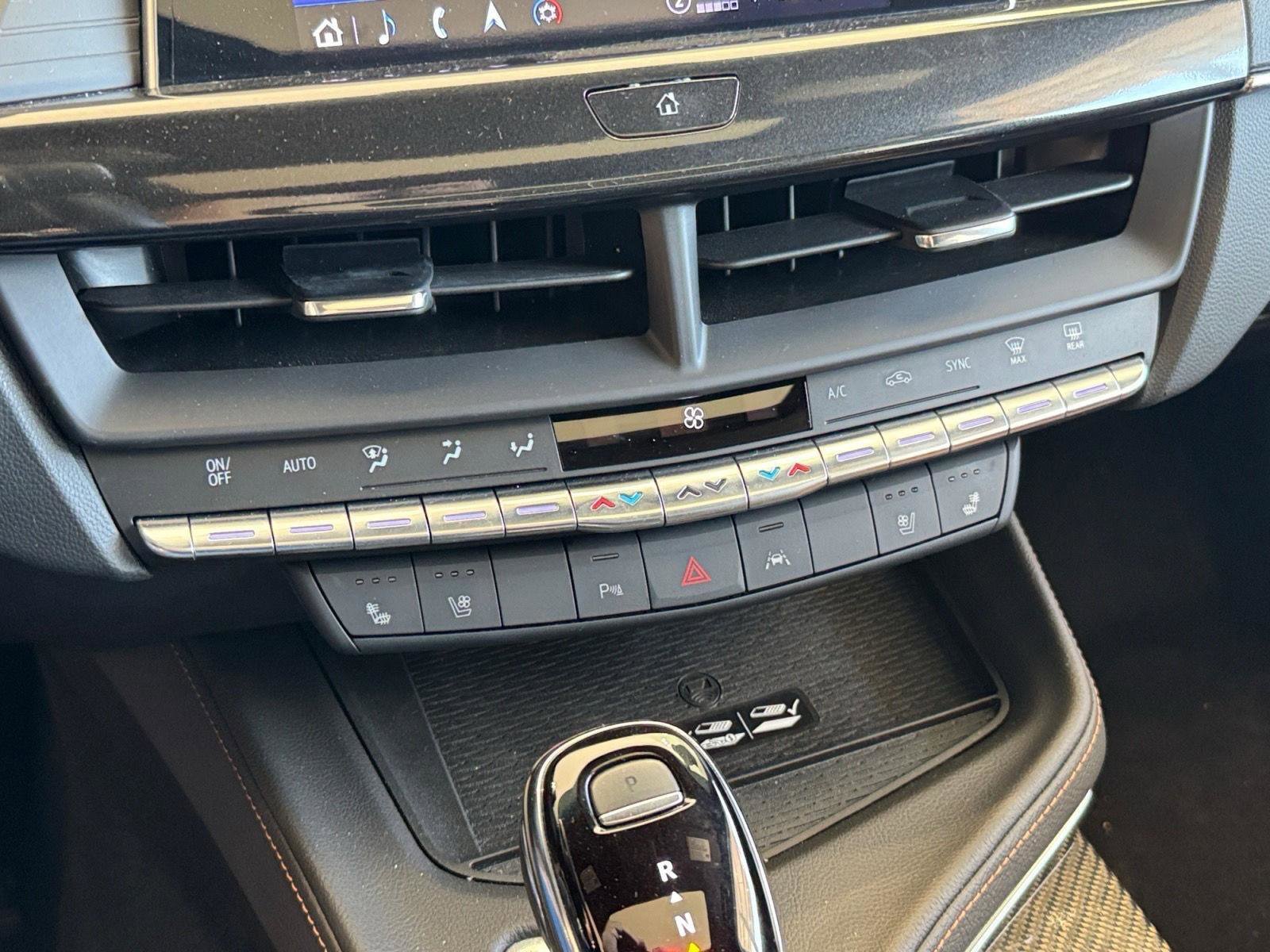 Certified 2023 Cadillac CT4 V w/ Navigation Package image 27