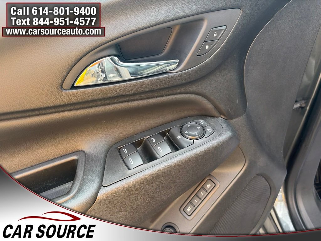 Used 2021 Chevrolet Equinox LT FWD image 18