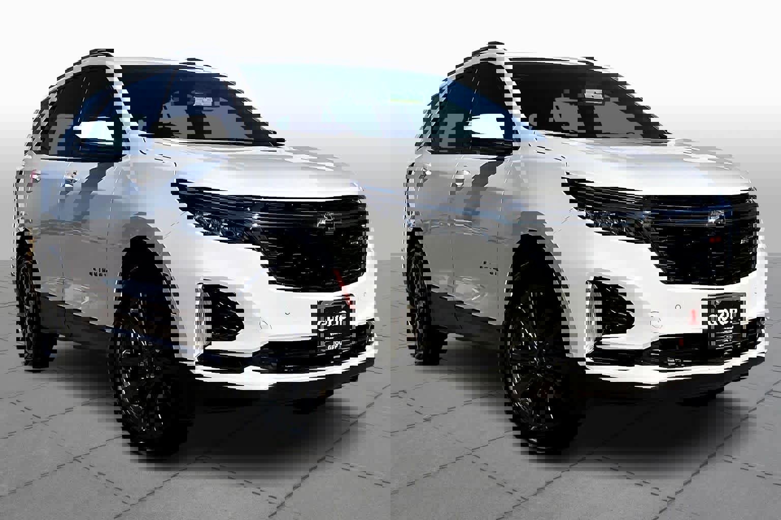 Used 2023 Chevrolet Equinox RS image 2