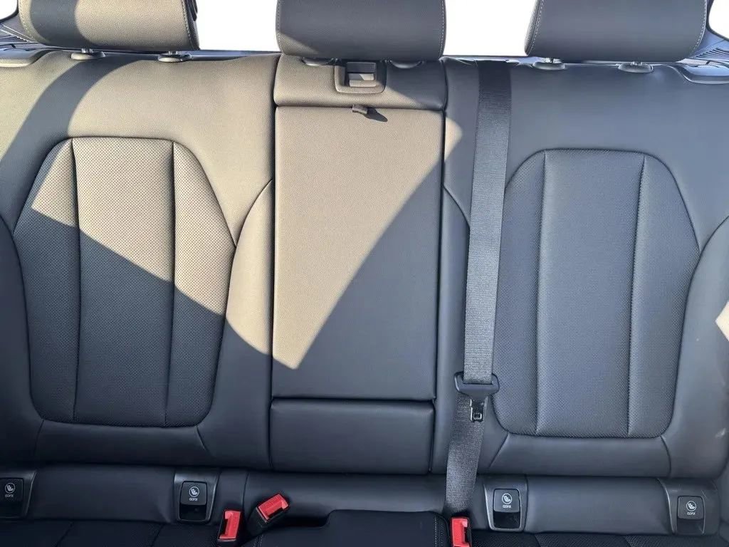 Used 2024 BMW X3 xDrive30i w/ Premium Essential Package image 20