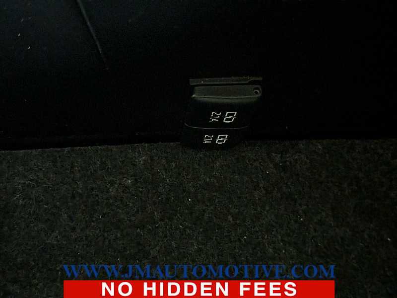 Used 2019 Toyota Tacoma SR5 image 40