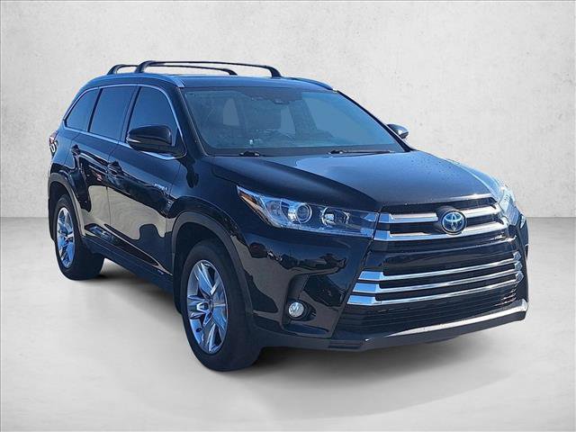 Used 2017 Toyota Highlander Limited AWD/4WD image 3