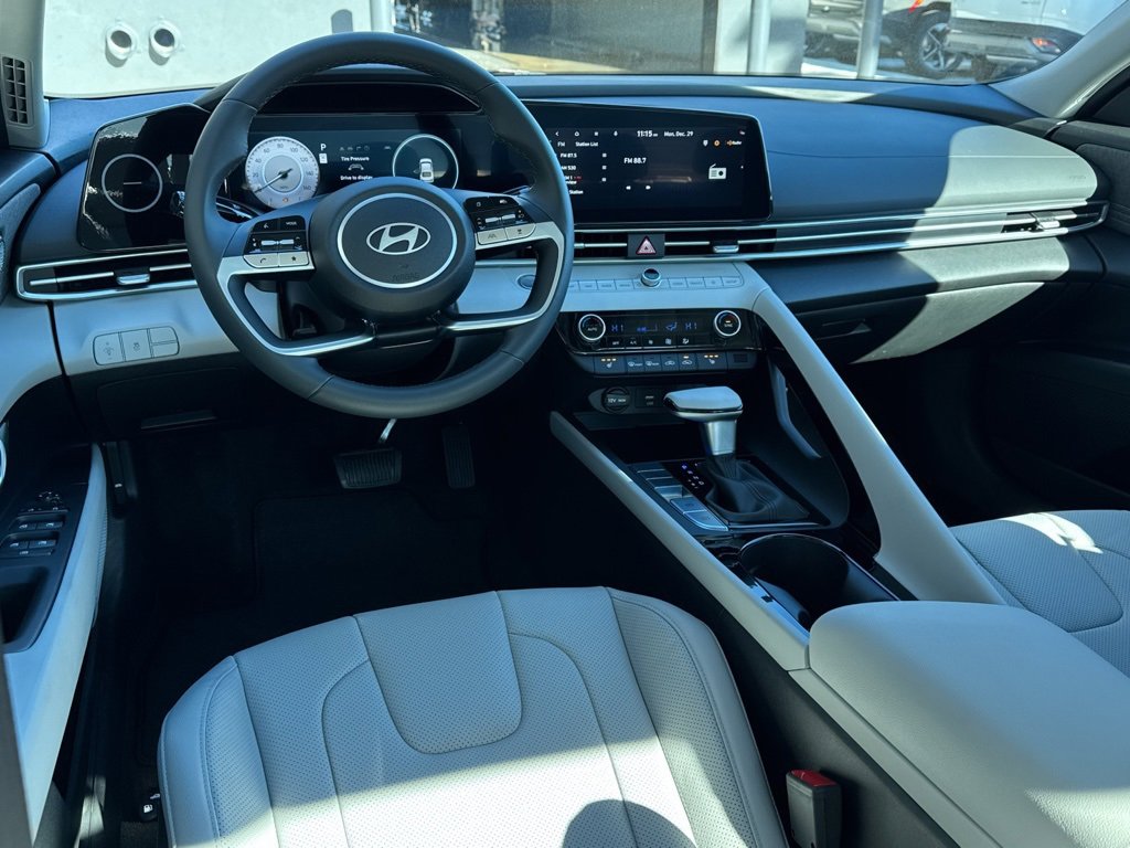 New 2026 Hyundai Elantra Limited image 2