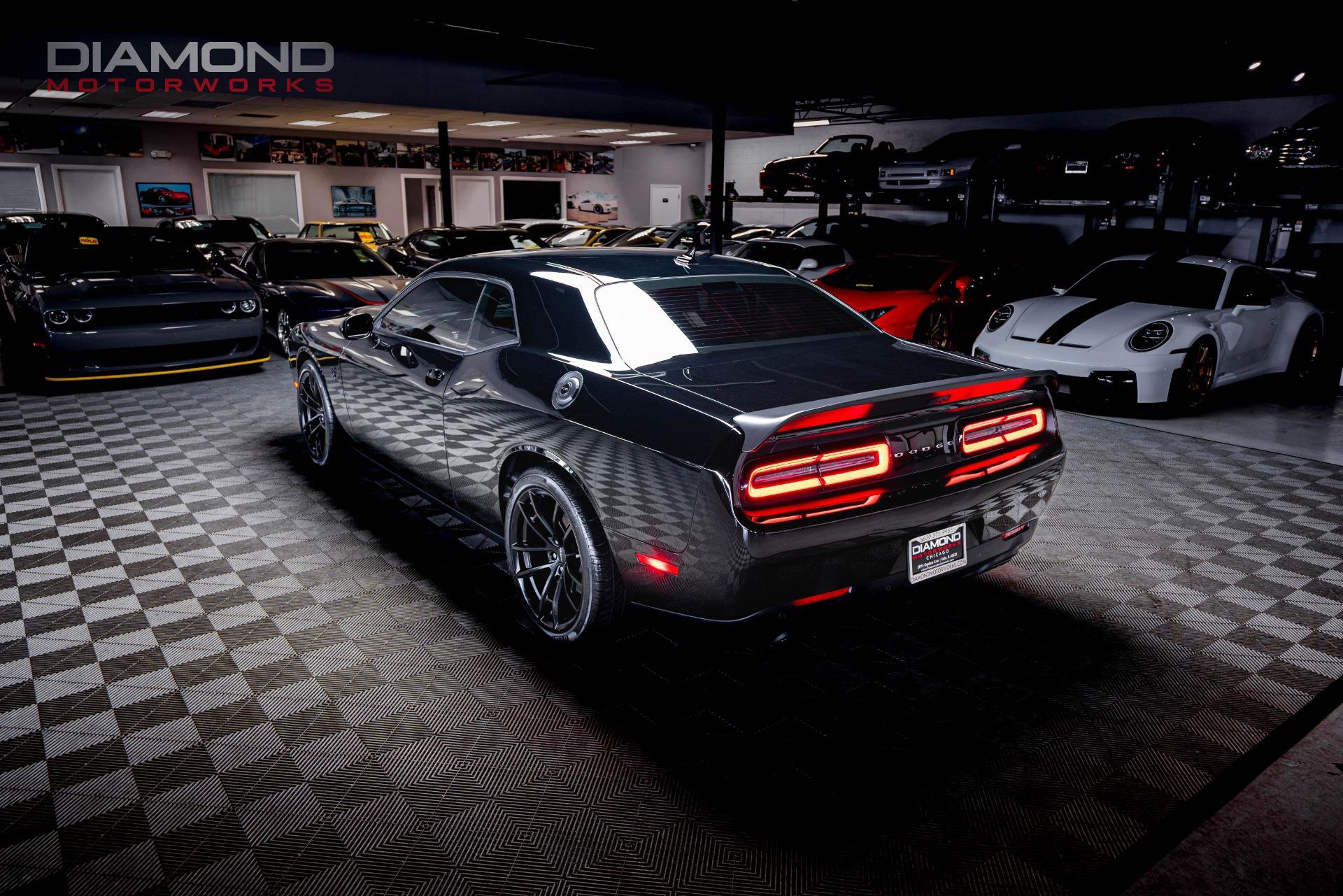 Used 2023 Dodge Challenger SRT Hellcat RWD image 4