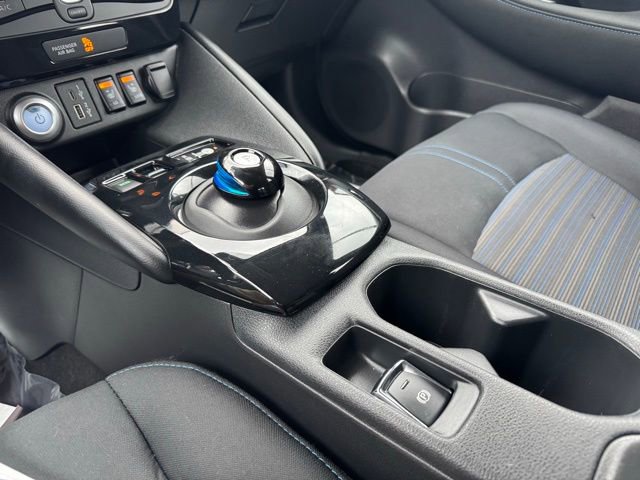 Used 2024 Nissan Leaf SV Plus image 22