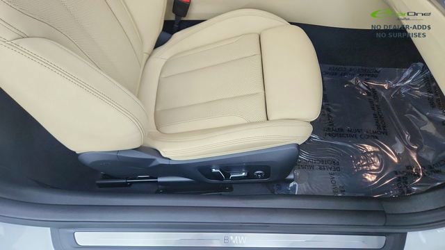Used 2025 BMW 430i Convertible w/ Premium Package image 28