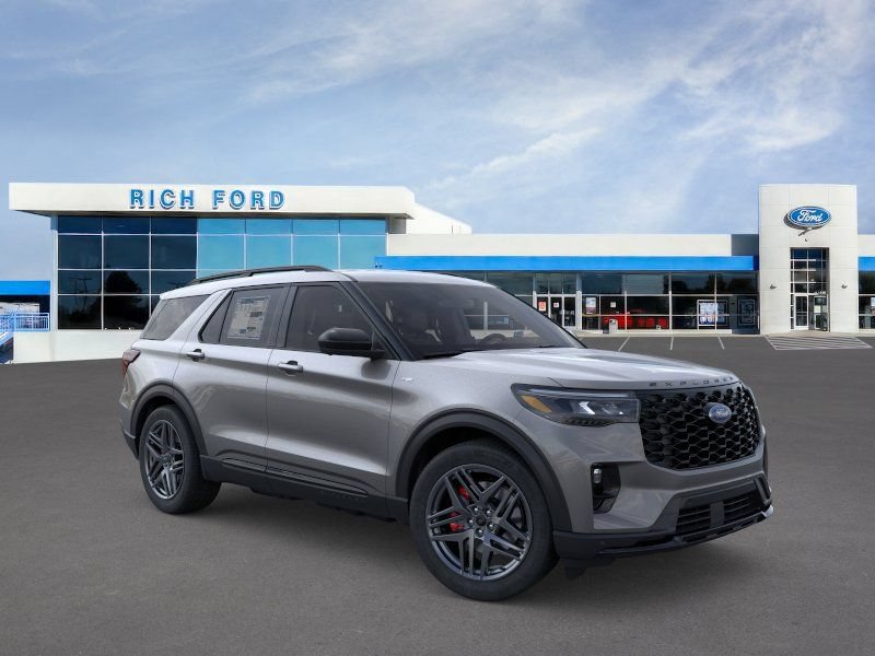 New 2026 Ford Explorer ST-Line w/ ST-Line Street Pack AWD/4WD image 7