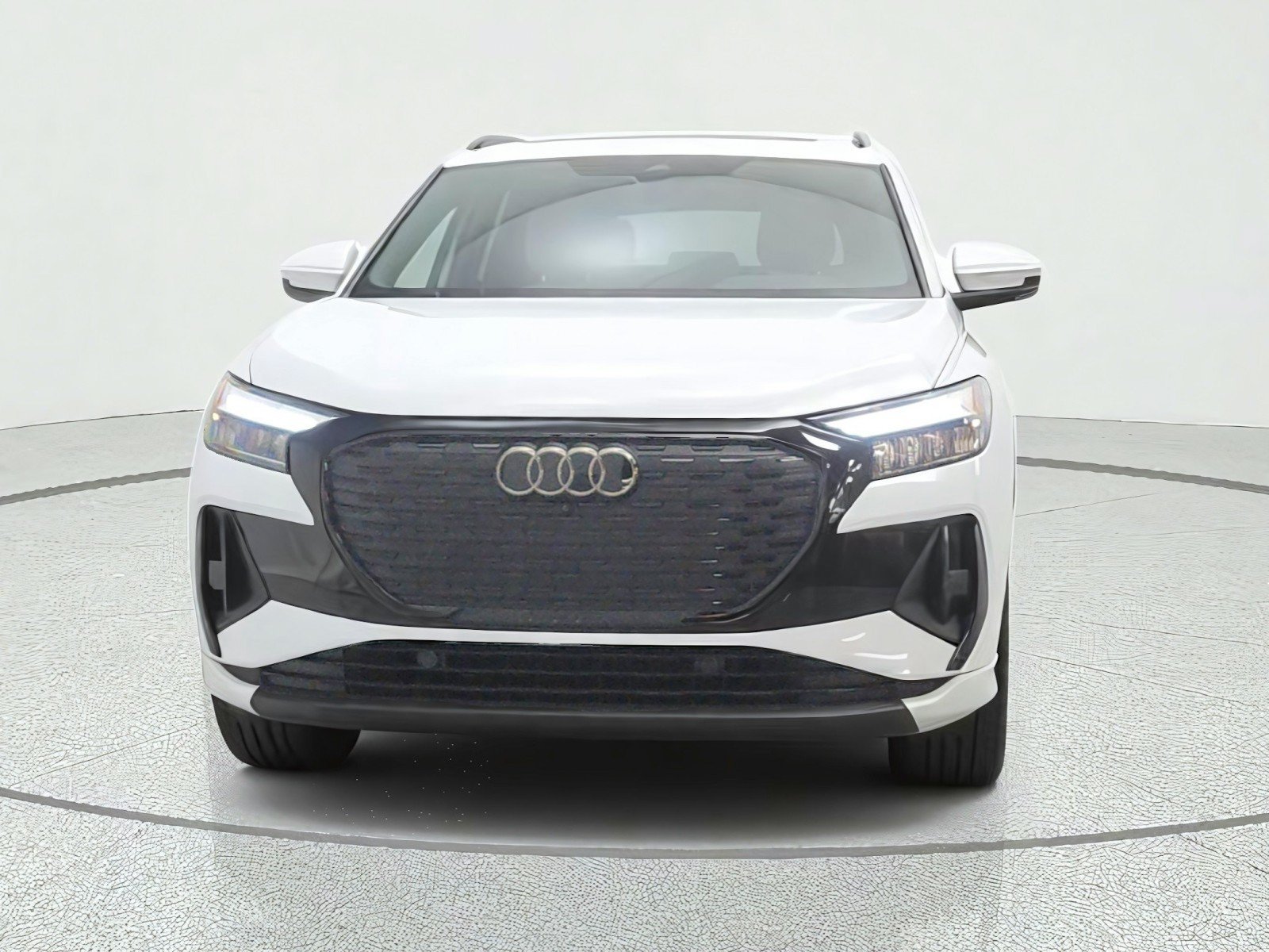 Used 2023 Audi Q4 e-tron Premium Plus w/ Premium Plus AWD/4WD image 3
