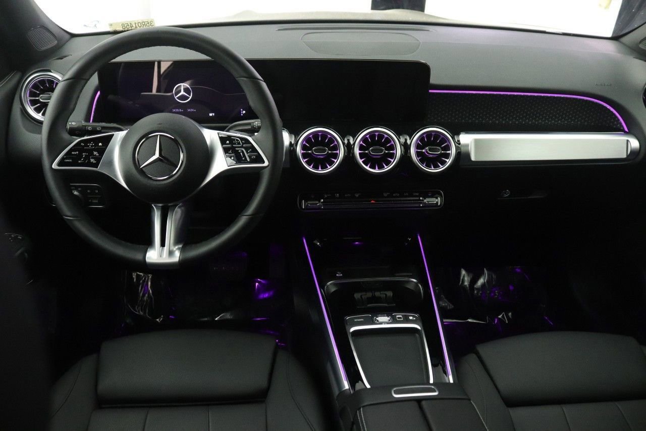 Certified 2026 Mercedes-Benz GLB 250 GLB 250 image 9