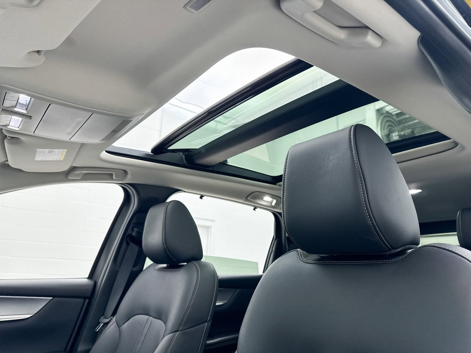 Certified 2025 MAZDA CX-5 Signature image 4