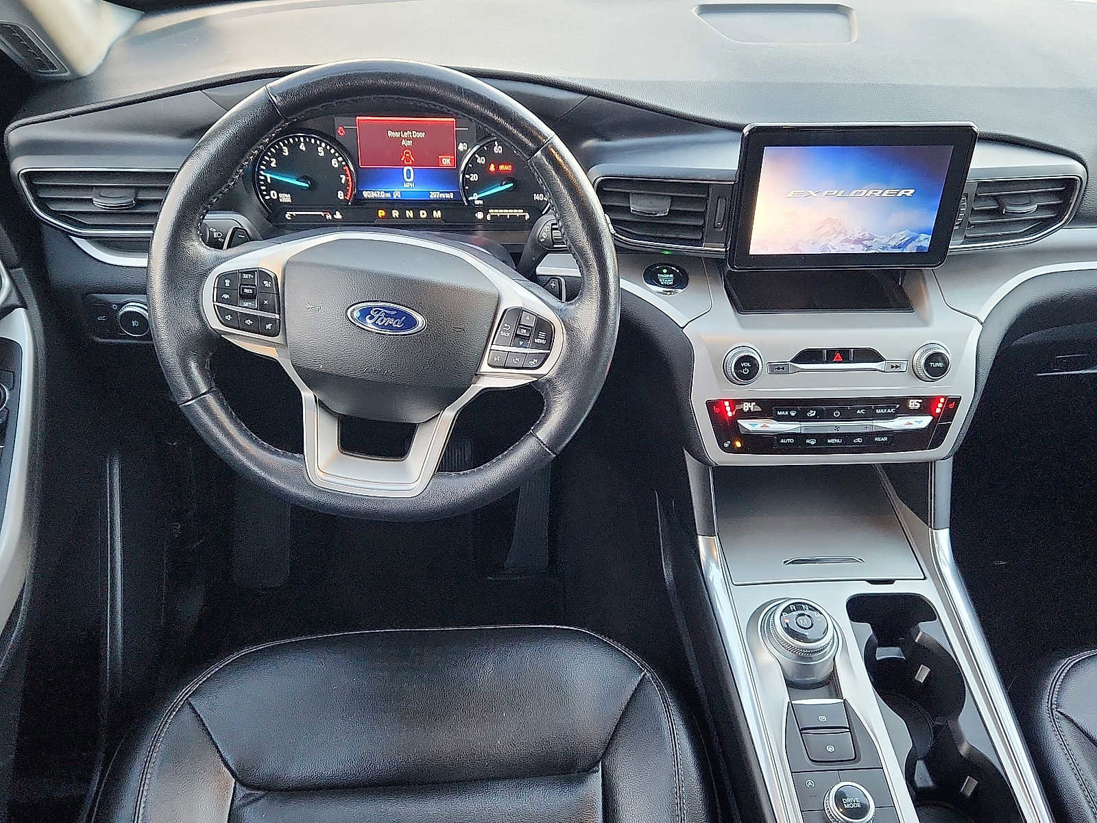 Used 2020 Ford Explorer XLT w/ Equipment Group 202A image 11