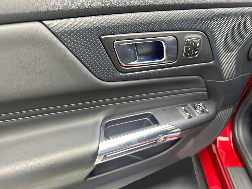 Used 2024 Ford Mustang Premium image 31