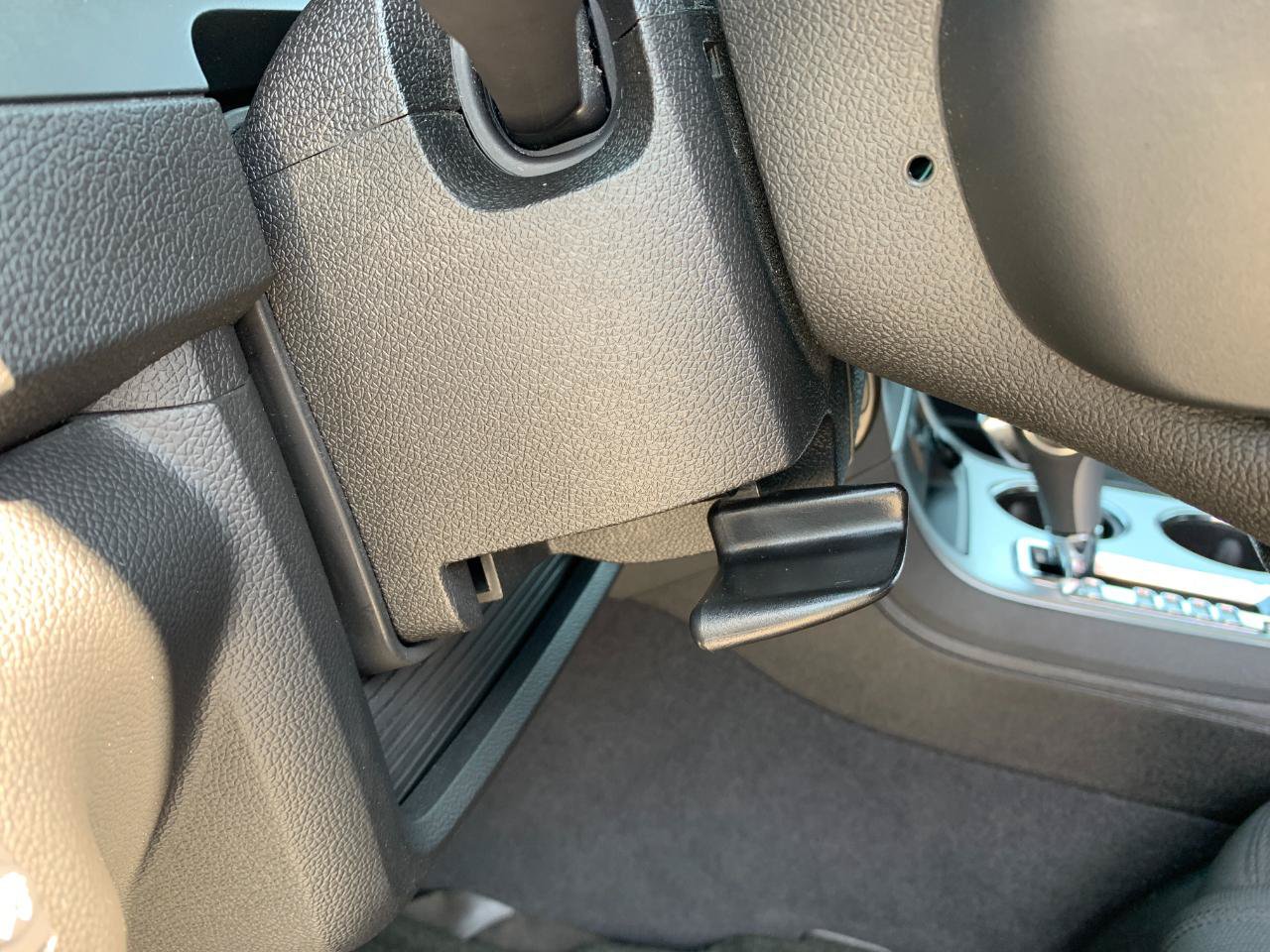 Used 2009 GMC Acadia SLE FWD image 11