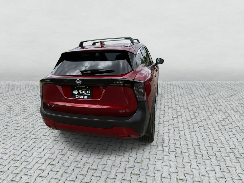 Certified 2025 Nissan Kicks SR FWD image 7