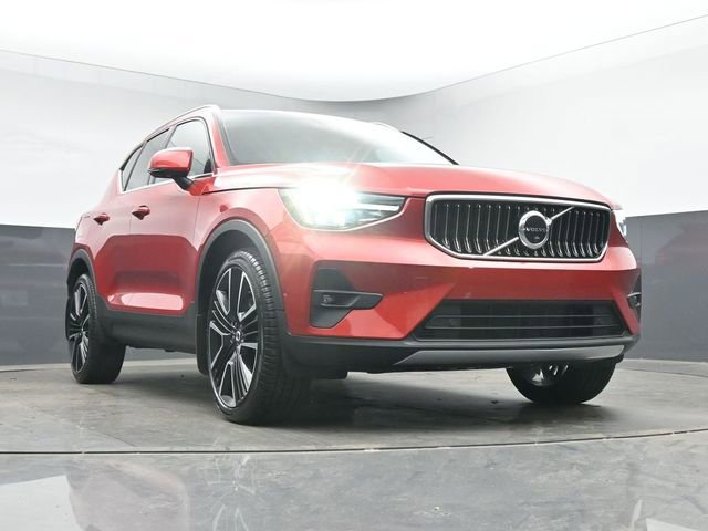 Used 2023 Volvo XC40 B5 Ultimate w/ Climate Package AWD/4WD image 38