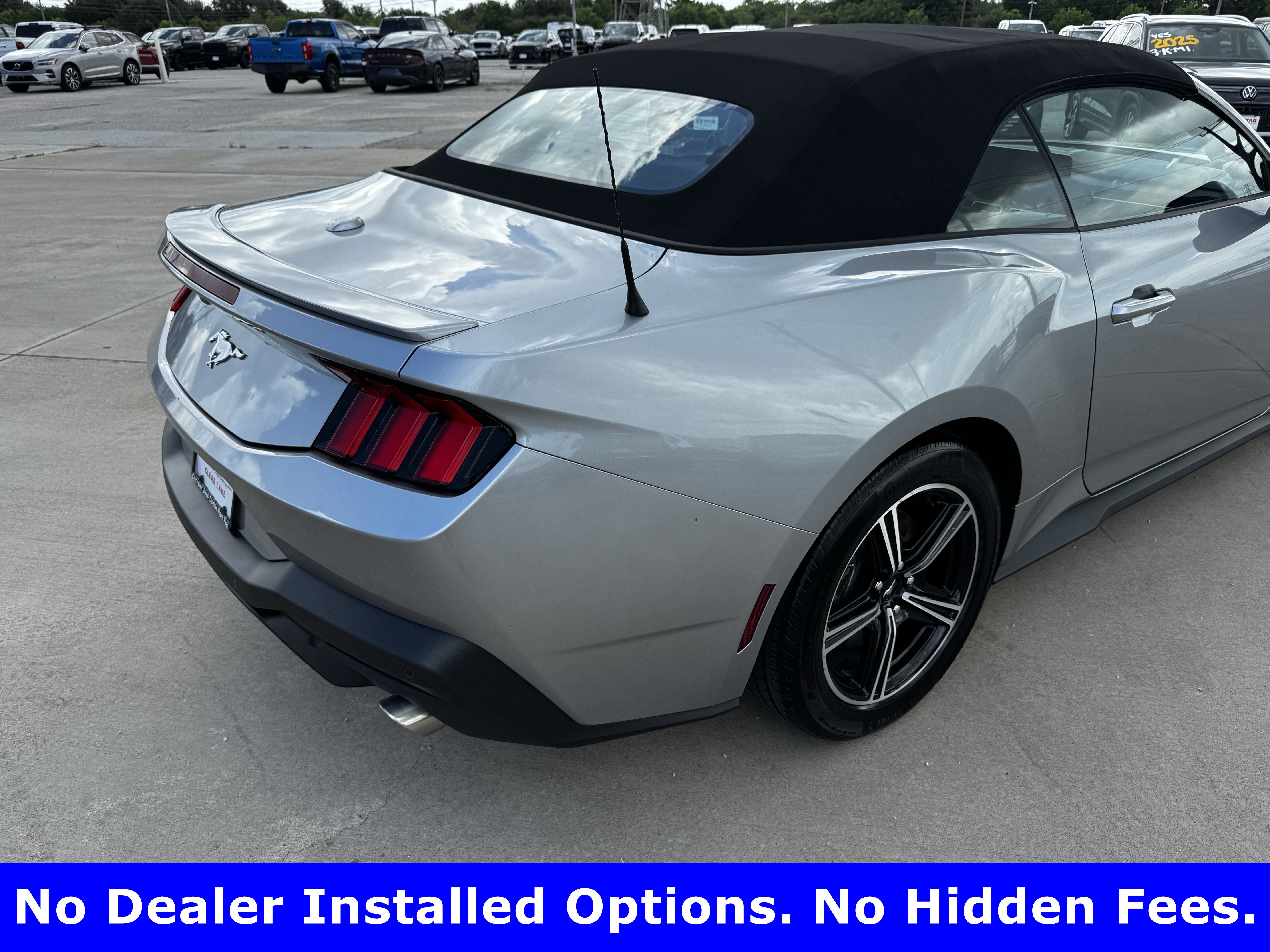 Used 2025 Ford Mustang Premium RWD image 8