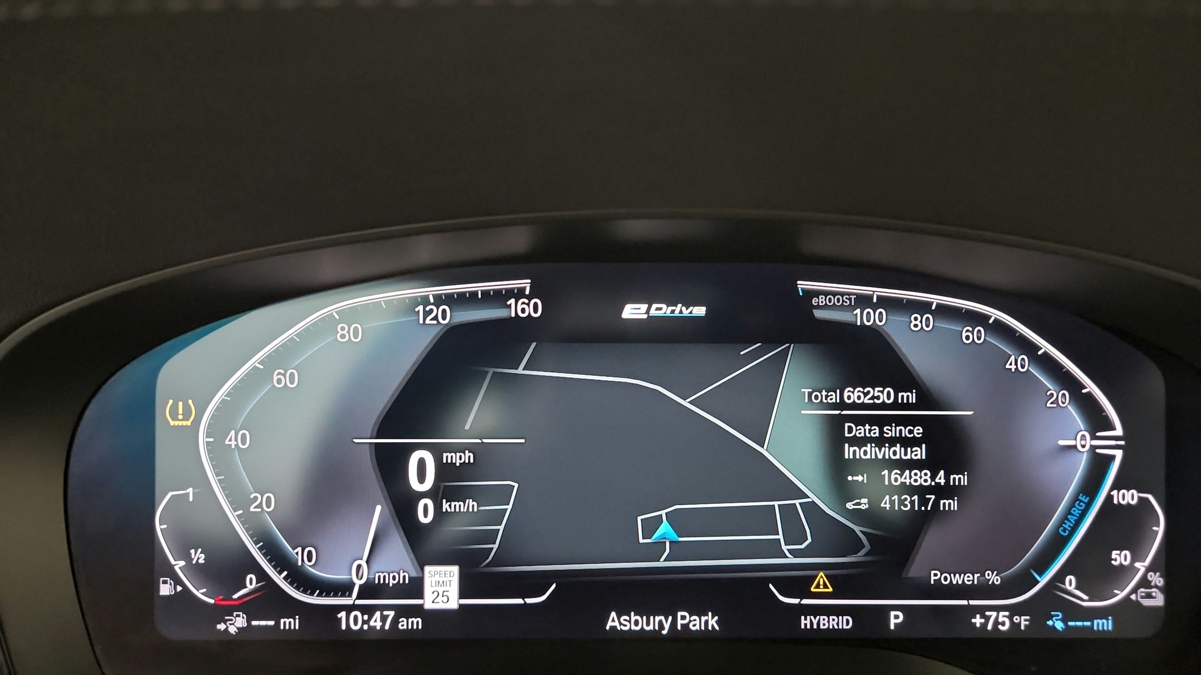 Used 2021 BMW 530e xDrive w/ Premium Package AWD/4WD image 17