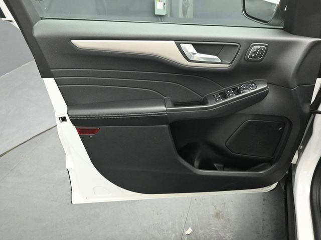 Certified 2022 Ford Escape SEL w/ Technology Package image 19