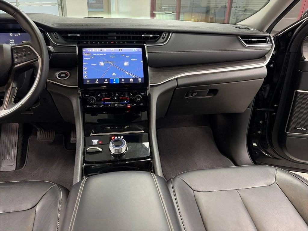 Certified 2022 Jeep Grand Cherokee Limited AWD/4WD image 25