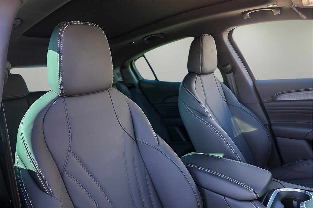 New 2025 Maserati Grecale Modena image 20