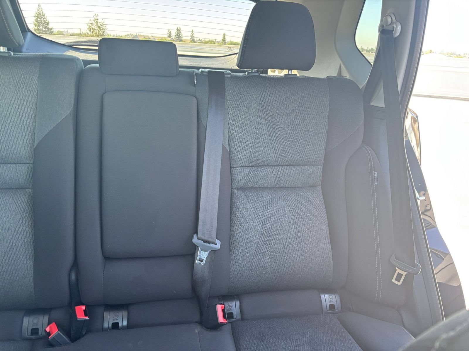 Used 2025 Nissan Rogue SV FWD image 38
