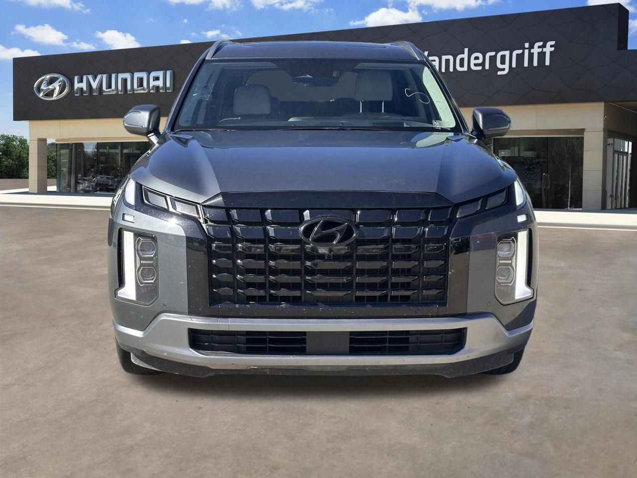 Used 2025 Hyundai Palisade Limited image 7