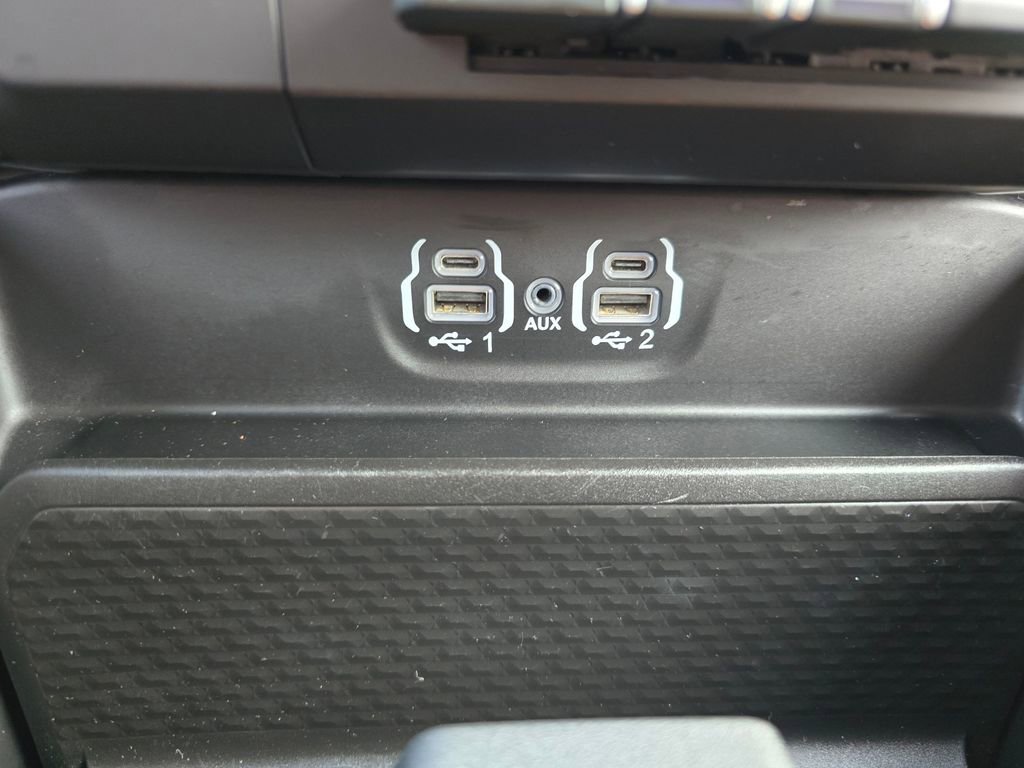 Used 2023 RAM 1500 Limited w/ Body-Colour Bumper Group image 27