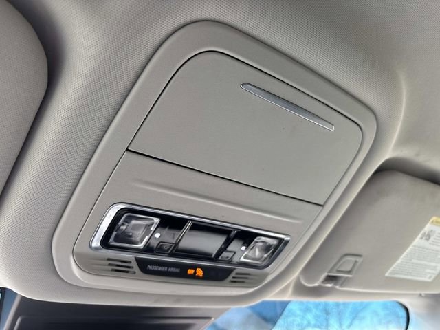 Used 2024 Lincoln Nautilus Reserve image 34