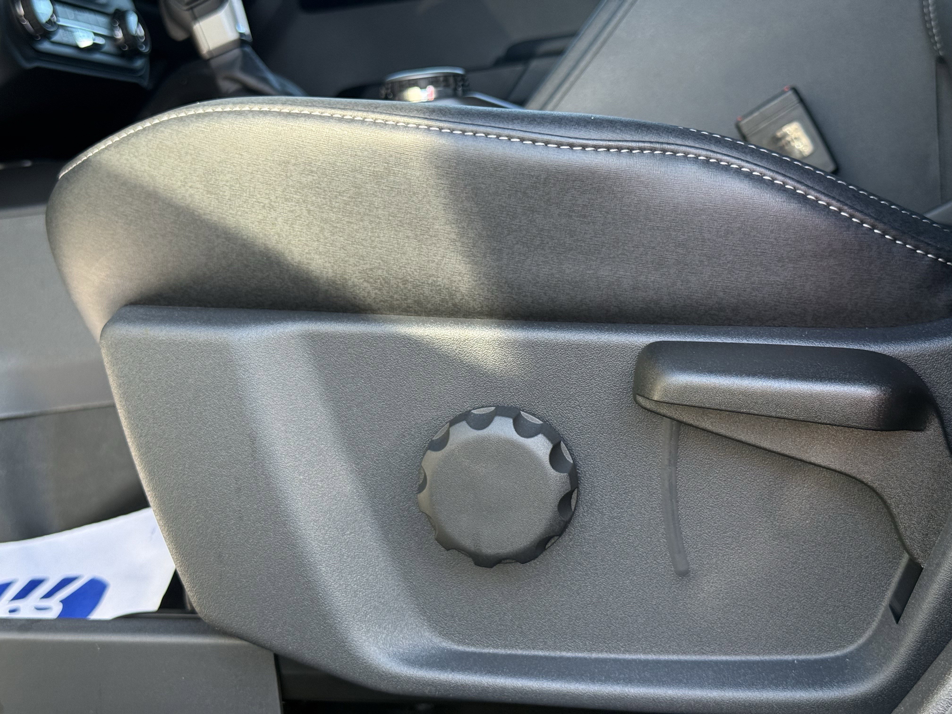 New 2025 Ford Bronco Badlands image 38