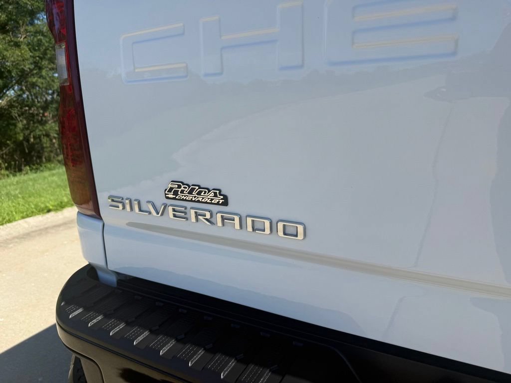 Used 2025 Chevrolet Silverado 2500 Custom w/ Custom Value Package RWD image 7