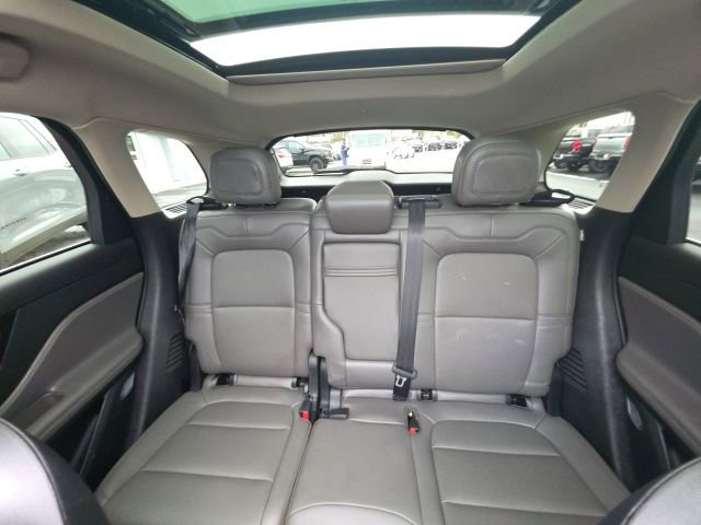 Used 2025 Lincoln Corsair Premiere w/ Equipment Group 101A image 29