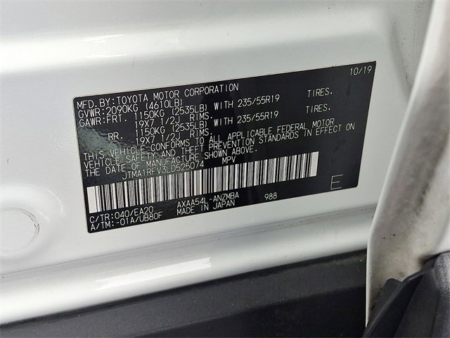 Used 2020 Toyota RAV4 XLE Premium image 25