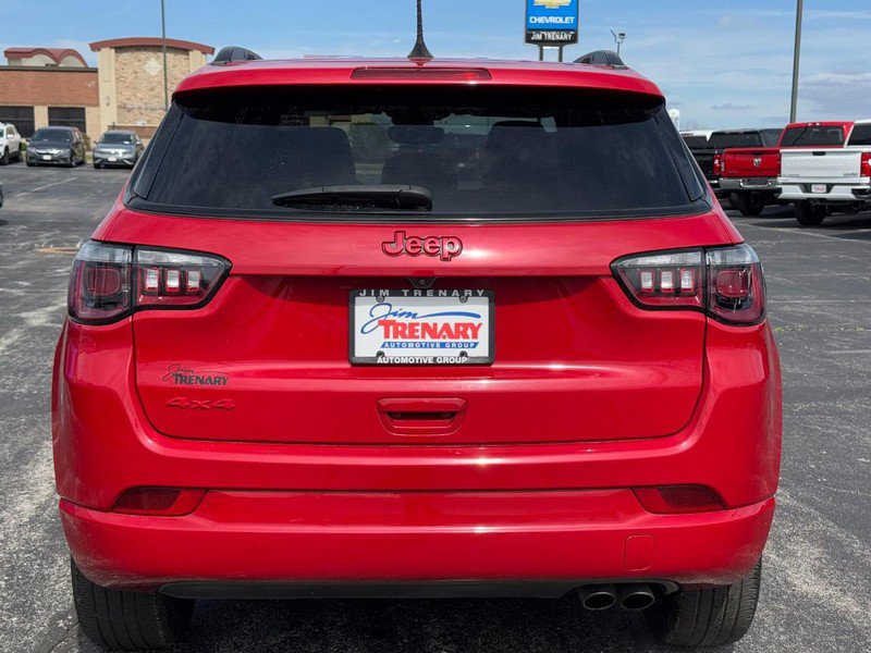 Used 2022 Jeep Compass Limited image 4