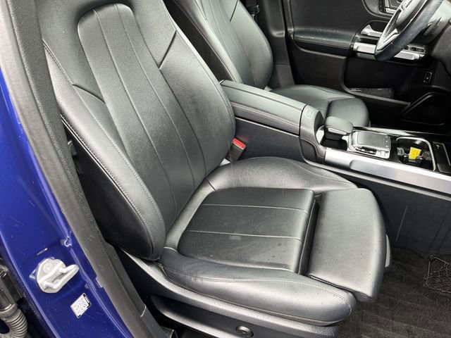 Used 2020 Mercedes-Benz GLB 250 4MATIC image 27