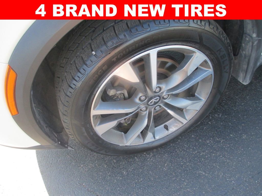 Used 2023 INFINITI QX60 Luxe w/ Cargo Package AWD/4WD image 3