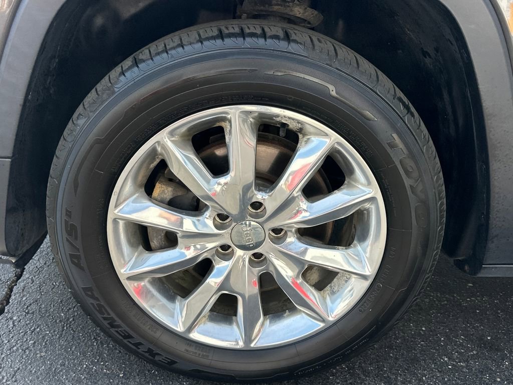 Used 2015 Jeep Cherokee Limited image 25