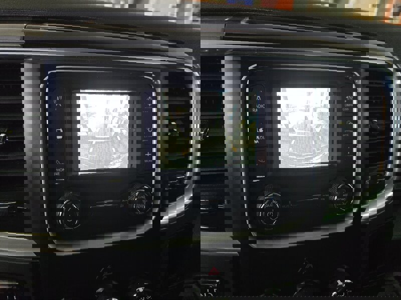 Used 2021 RAM 1500 Classic SLT image 22