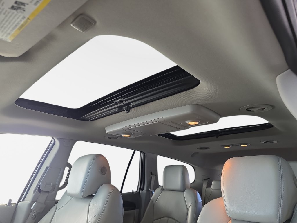 Used 2017 Buick Enclave Leather FWD image 31