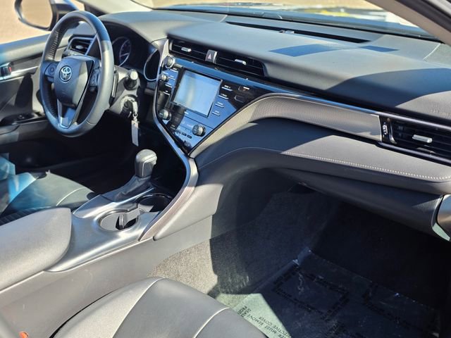 Used 2020 Toyota Camry SE image 9