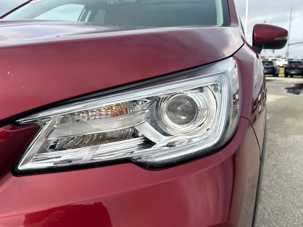 Used 2022 Subaru Ascent Limited w/ Technology Package image 12