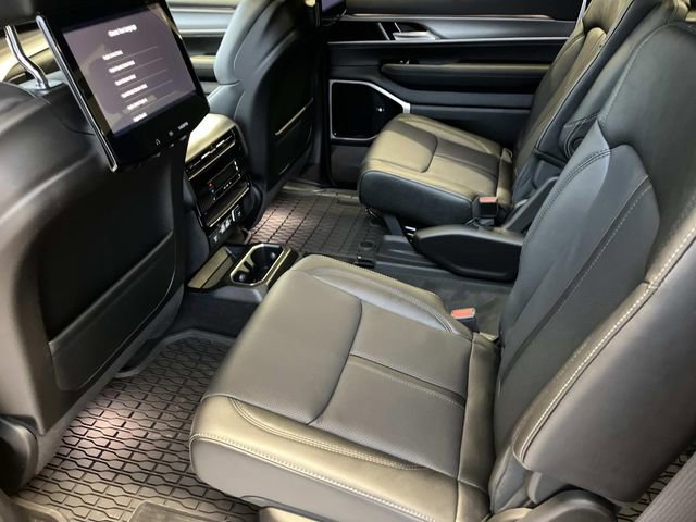 New 2026 Jeep Grand Wagoneer Limited image 18