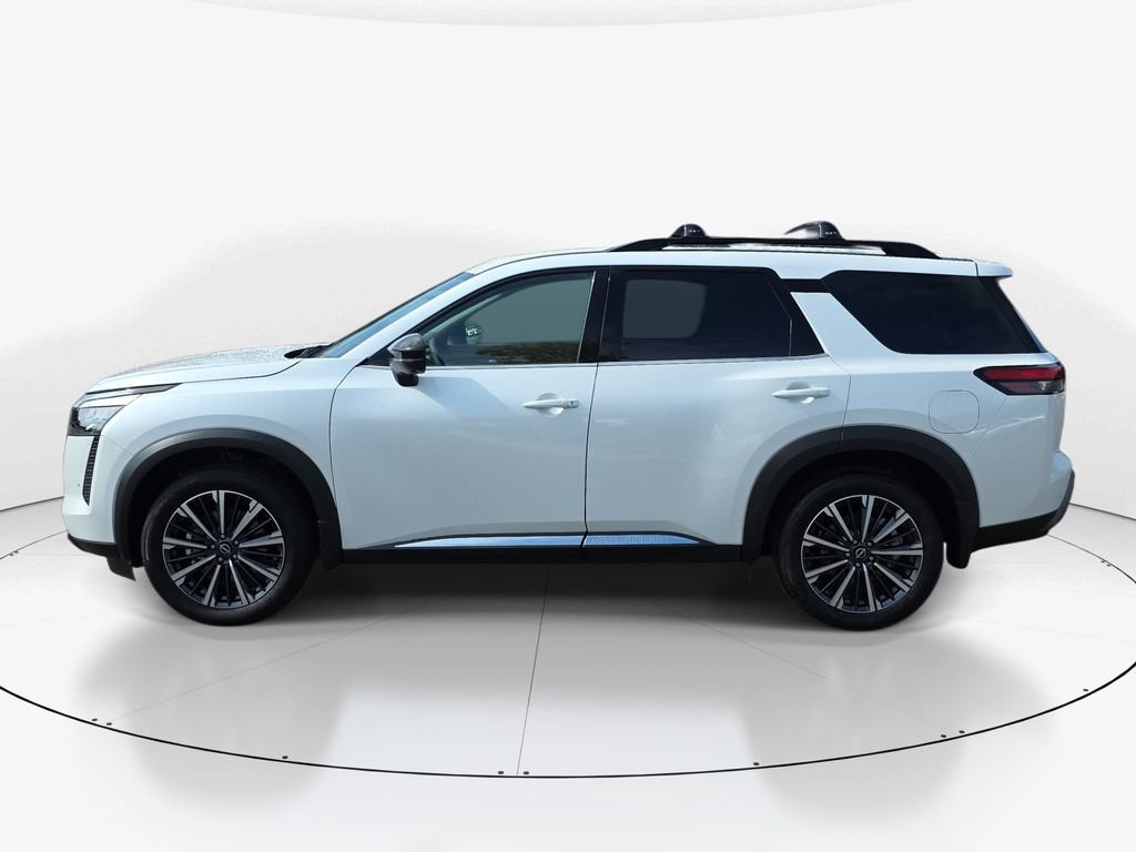 New 2026 Nissan Pathfinder Platinum FWD image 8